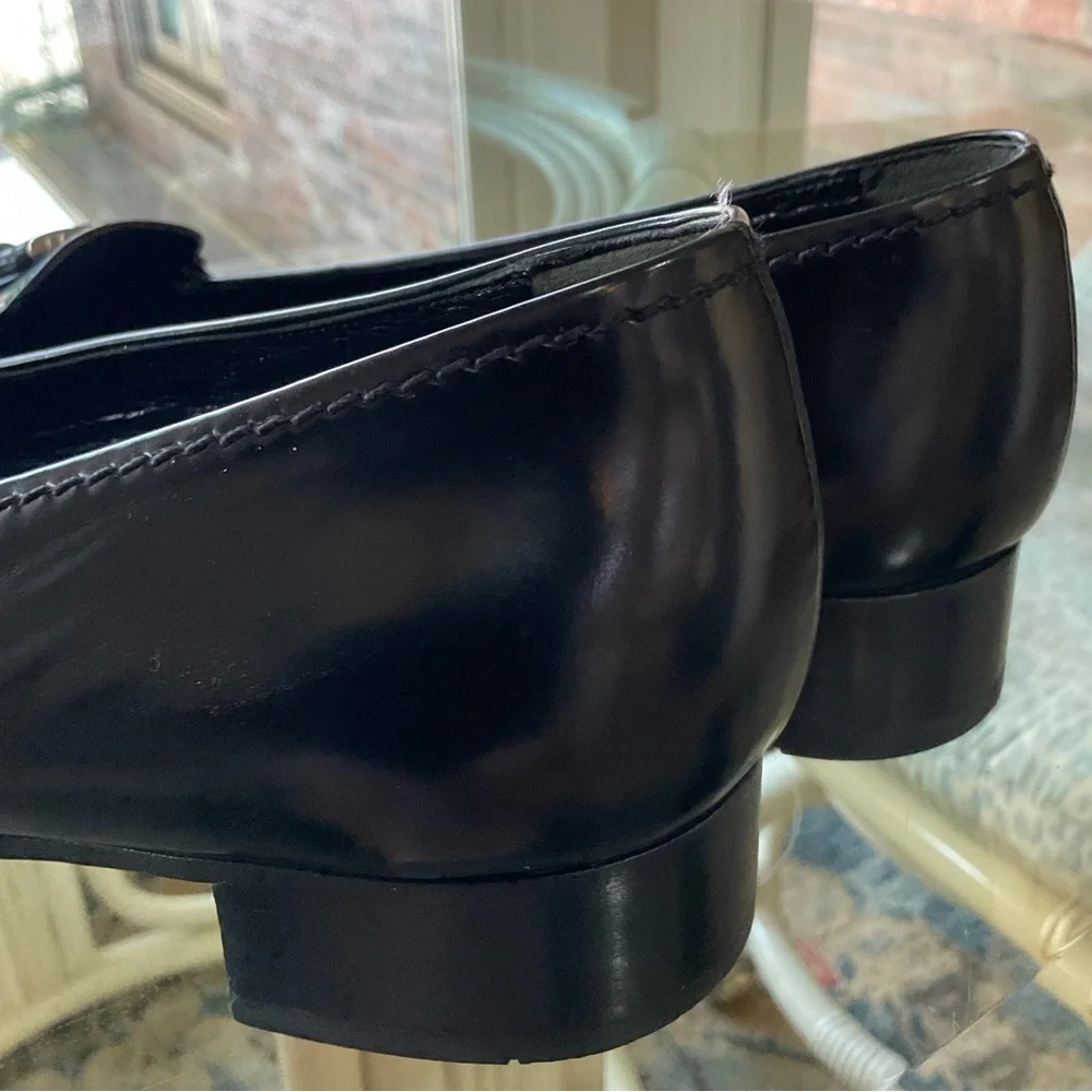 Prada Loafer, black, low heel, Classic! Great Condition! Size 38.5 / 8 - Picture 9 of 16